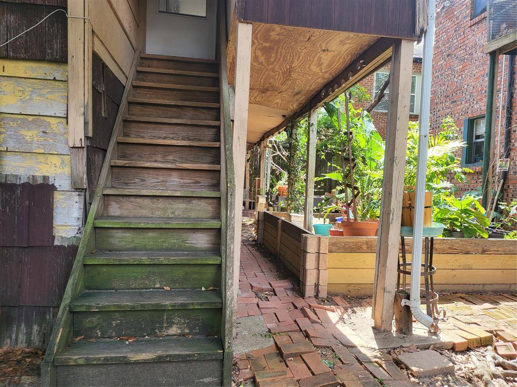 Houston, TX 77006,1529 Welch ST