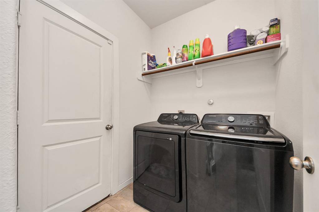 Rosharon, TX 77583,622 Aberhill Dr