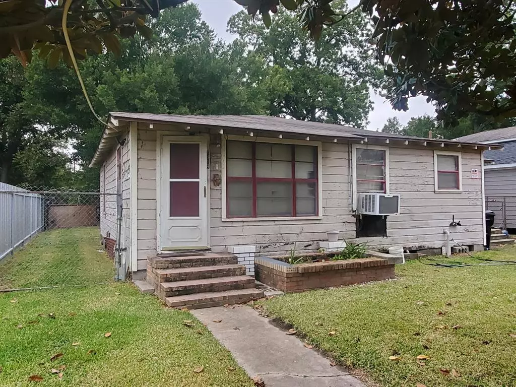 Houston, TX 77016,7819 Sandra ST