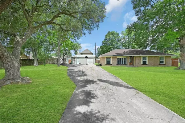 8311 Hickok LN, Houston, TX 77075