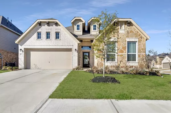 8419 Pecan Crest DR, Baytown, TX 77521