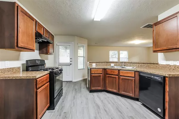 Rosharon, TX 77583,12716 Rio Nueces LN