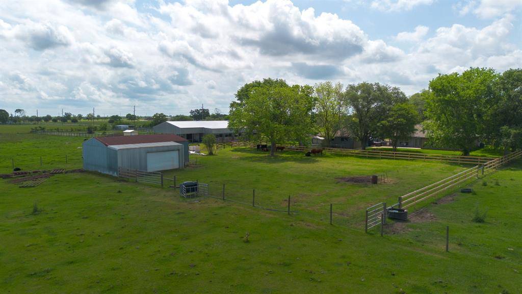 Damon, TX 77430,603 County Road 18