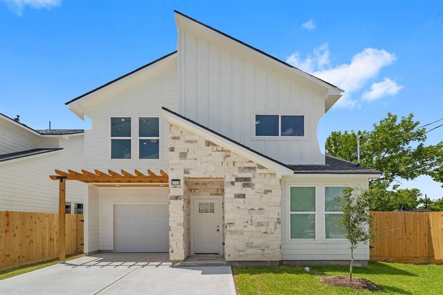 6206 Force, Houston, TX 77020