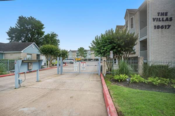 18617 Egret Bay BLVD #511, Webster, TX 77058