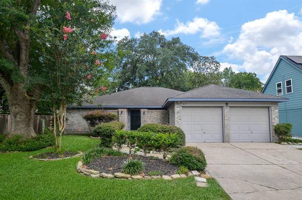 417 Deer Fern DR, League City, TX 77573