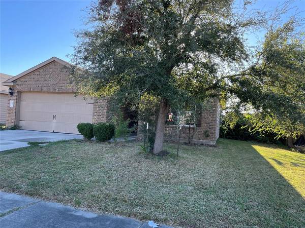 814 Marigold RD, Baytown, TX 77521