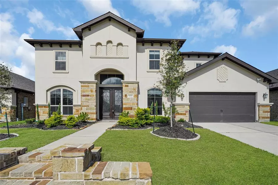 816 Galloway Mist LN, Friendswood, TX 77546