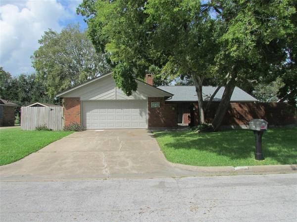 118 Timberline, Huntsville, TX 77340