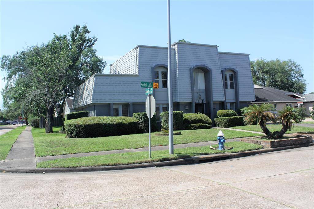 6103 Portal DR, Houston, TX 77096