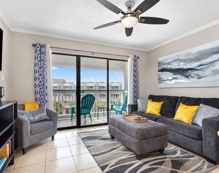 6102 Seawall BLVD #318, Galveston, TX 77551