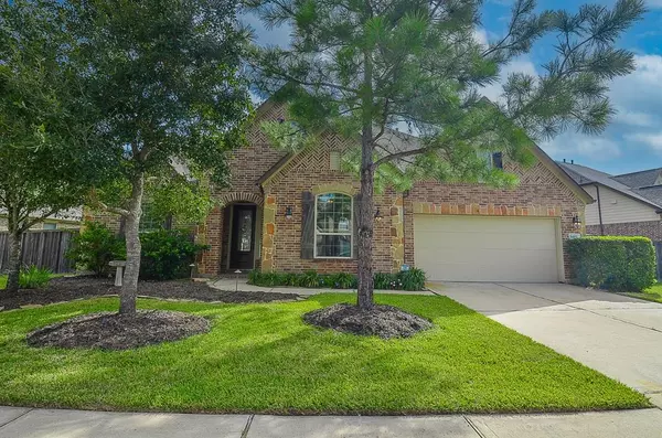 9402 Taylor Cliff LN, Cypress, TX 77433