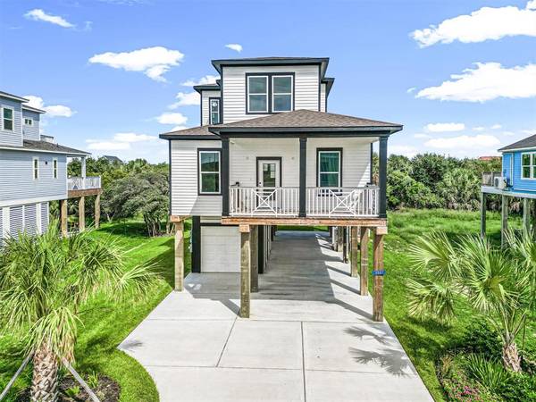 3907 El Lago ST, Galveston, TX 77554