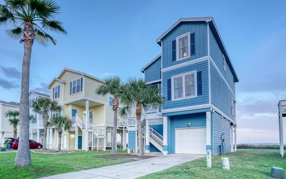 4223 King Rail CIR, Galveston, TX 77554