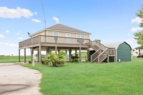 7244 S Gulfway Drive E, Sabine Pass, TX 77642