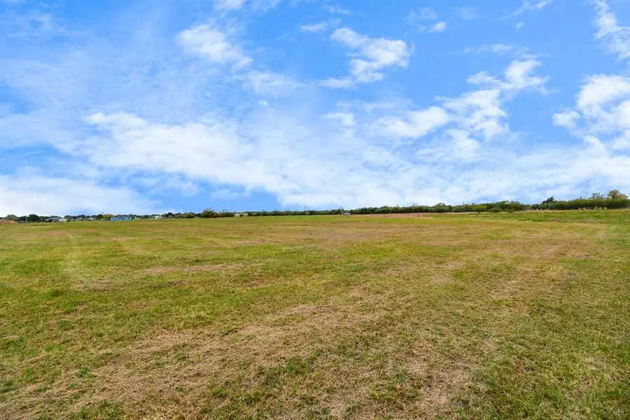 Lot 5 Anna LN, Sealy, TX 77474