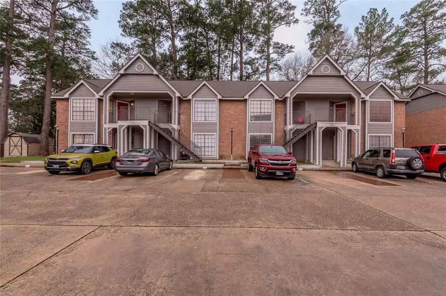 2402 Sycamore AVE #D8, Huntsville, TX 77340