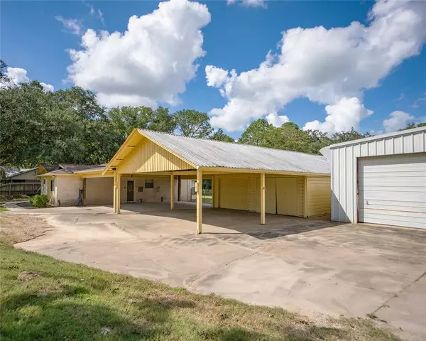 Bay City, TX 77414,2094 County Road 166