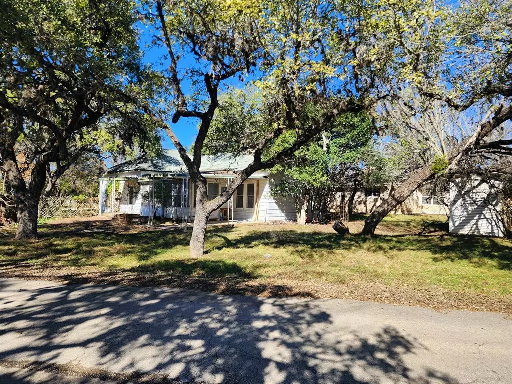 Bandera, TX 78003,121 Beaumont ST