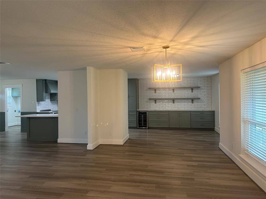Houston, TX 77063,7719 Meadowvale DR