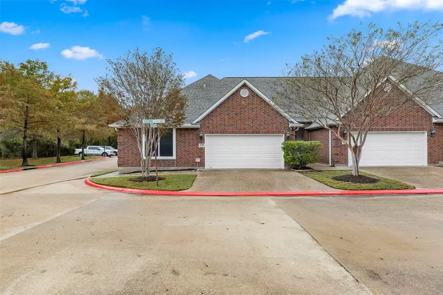 1622 Culture LN, College Station, TX 77845