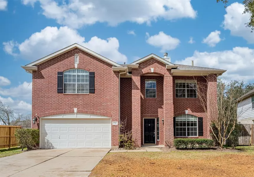 2706 Riverhollow LN, Sugar Land, TX 77479