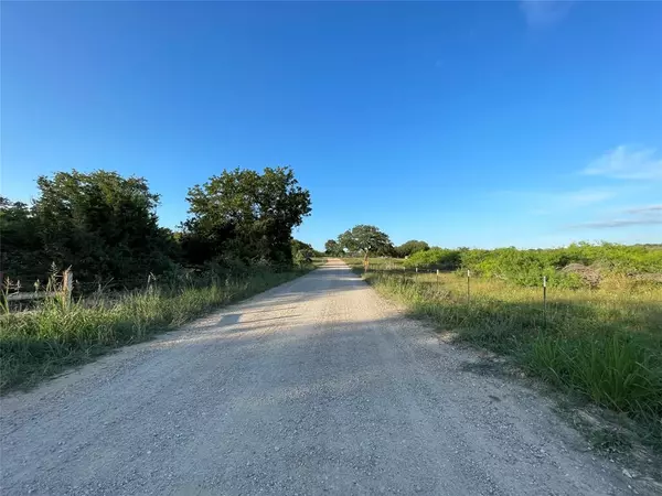 00 Mule Creek RD, Harwood, TX 78632