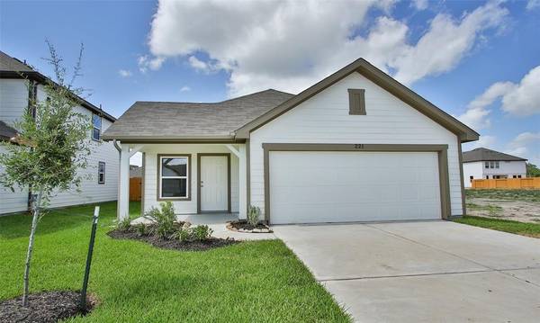 221 Laura Leigh LN, Angleton, TX 77515