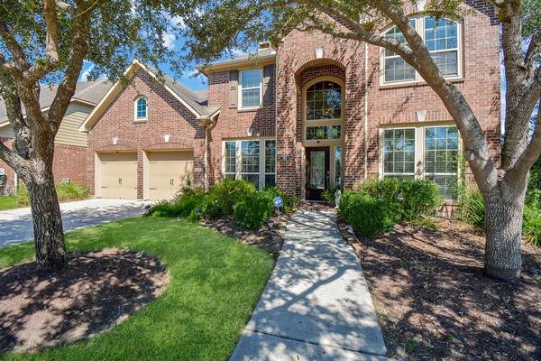 2816 Waterfall Cove CT, League City, TX 77573