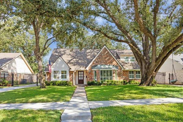 8006 Meadowbriar LN, Houston, TX 77063