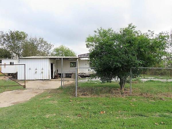 1078 County Road 499, Alvin, TX 77511