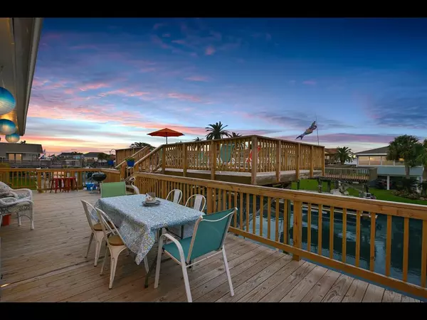 Jamaica Beach, TX 77554,16619 Bermuda WAY