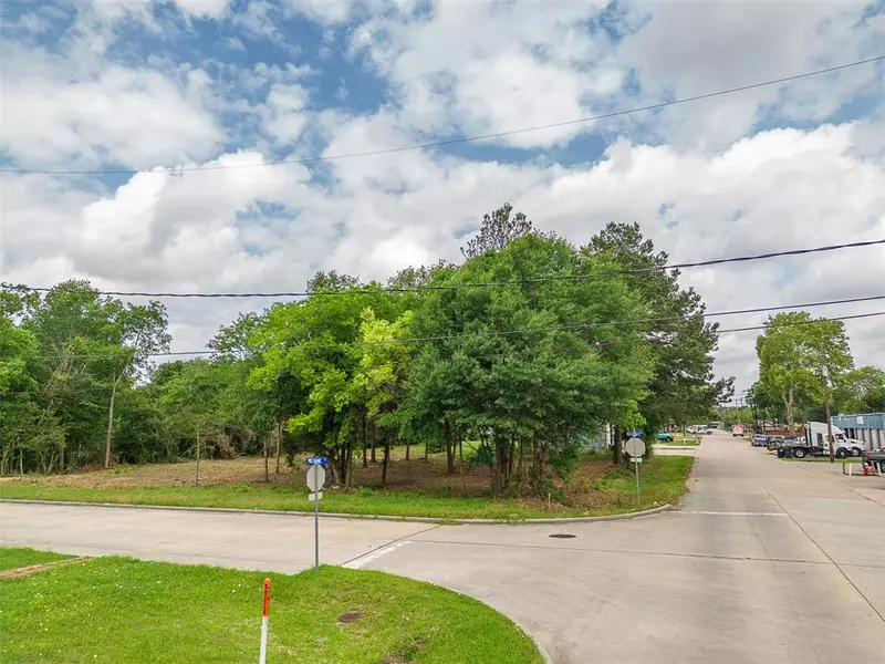 Lot 1 Block 1 Mechanic RD, Tomball, TX 77375