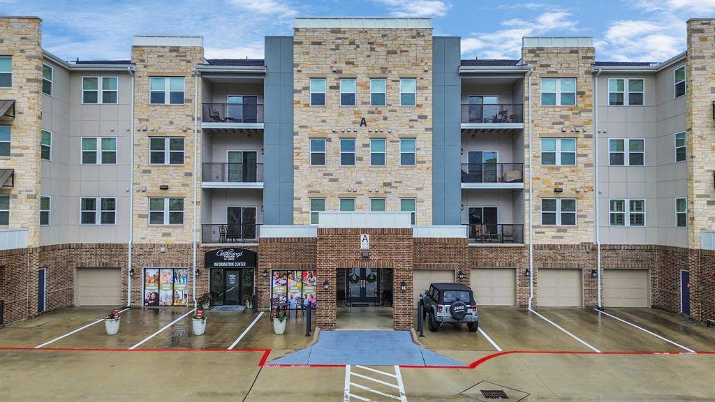 6804 Westview DR #3207, Houston, TX 77055