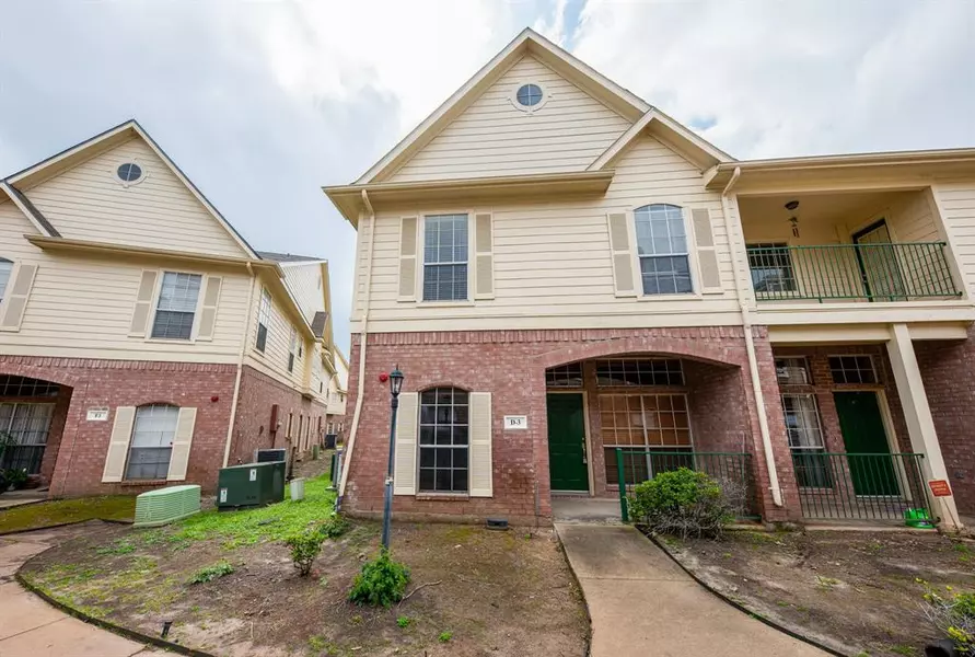 2710 Grants Lake #D-3, Sugar Land, TX 77479