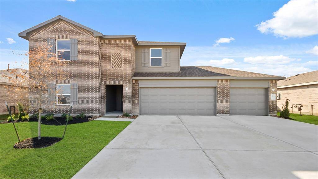 500 Comal TRL, Dayton, TX 77535