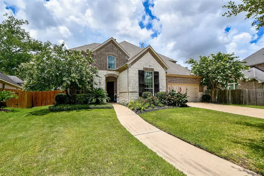 5906 Emmit Creek LN, Sugar Land, TX 77479