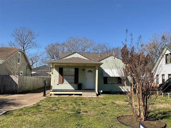 510 S 3rd ST, La Porte, TX 77571