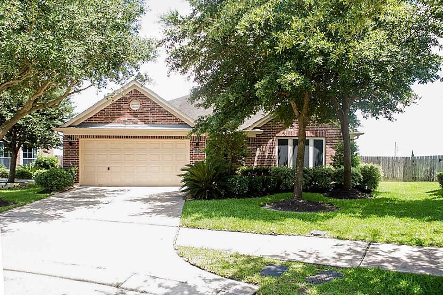 9402 Borden Bluff, Houston, TX 77095