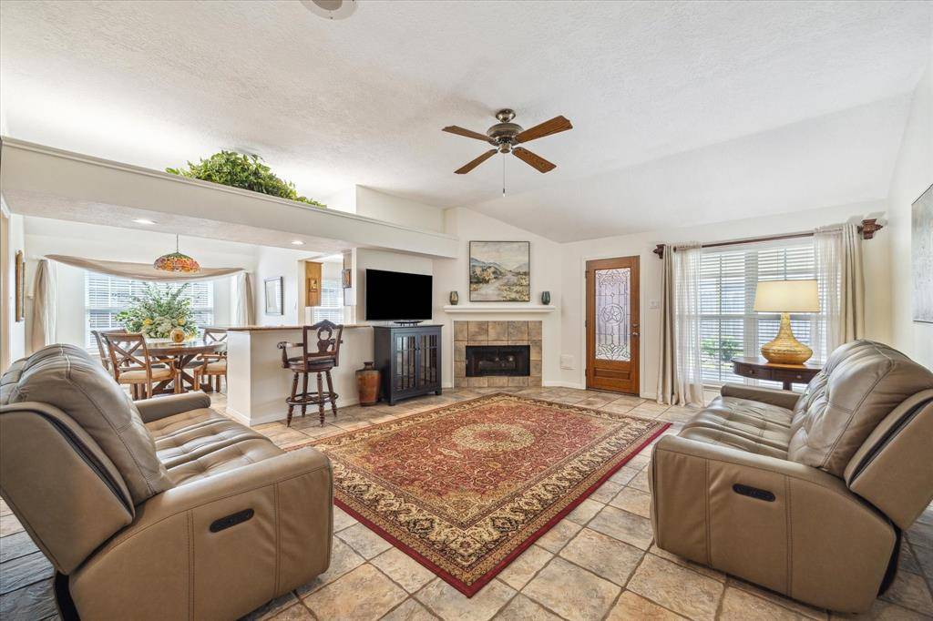 La Porte, TX 77571,10937 Graywood CT