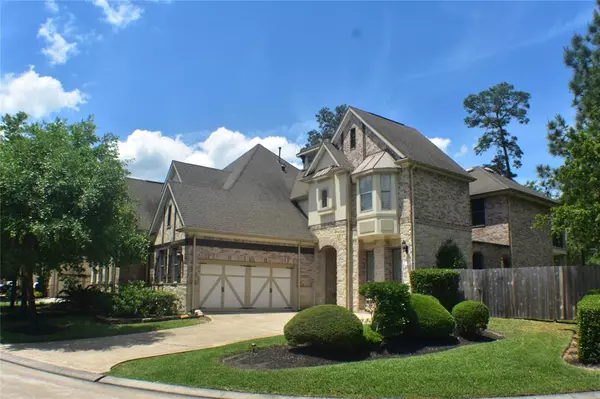 107 S Knights Crossing DR, The Woodlands, TX 77382