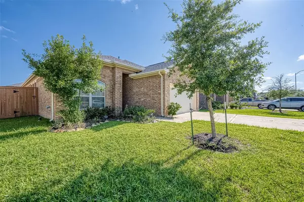 Brookshire, TX 77423,32715 Oak Heights LN