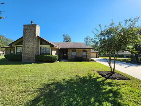 274 Maple LN, Woodbranch, TX 77357