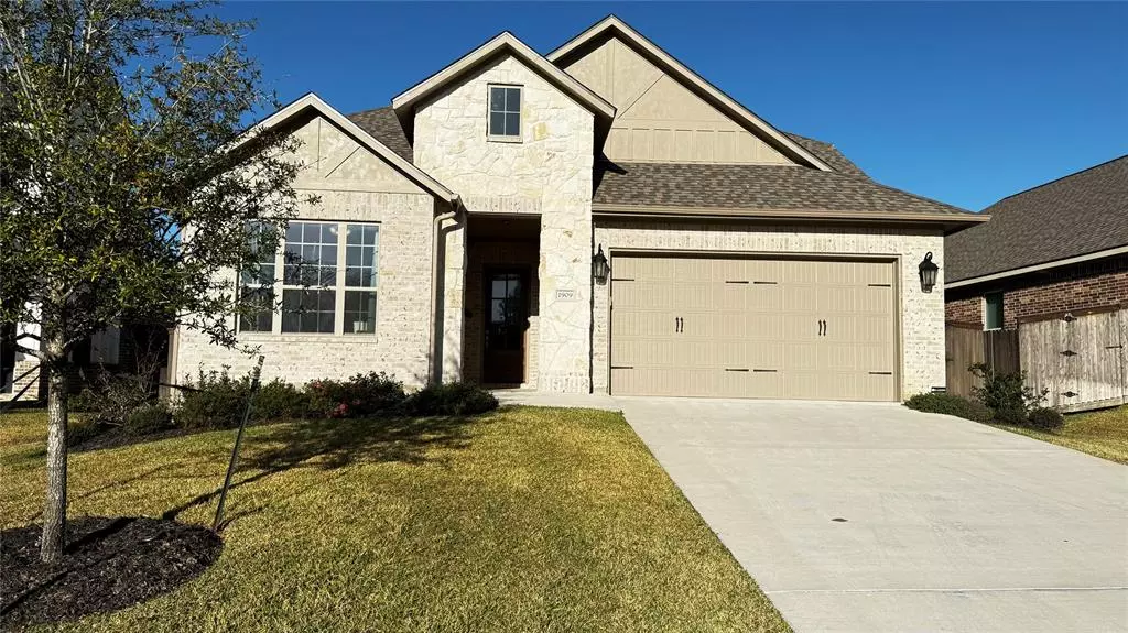 College Station, TX 77845,1909 Cibolo Creek CT