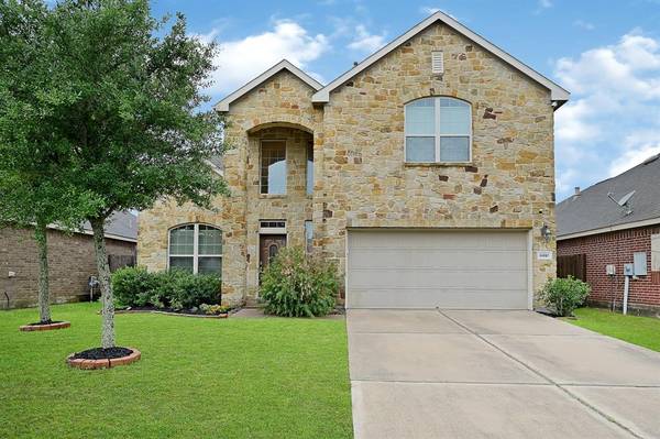 6810 Linden Creek LN, Dickinson, TX 77539