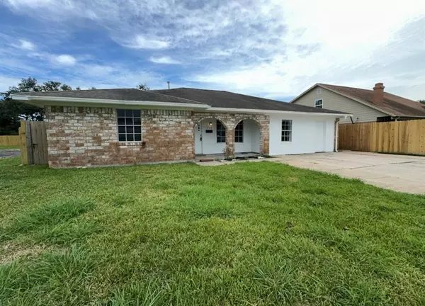 804 Kolb RD, Pasadena, TX 77502