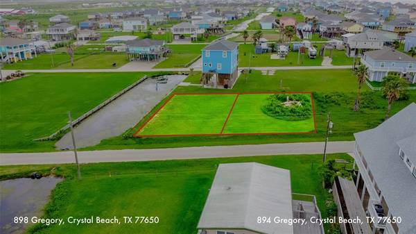 Crystal Beach, TX 77650,894 Gregory