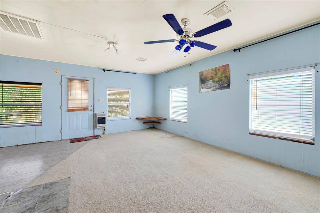 Anahuac, TX 77514,116 Linda ST