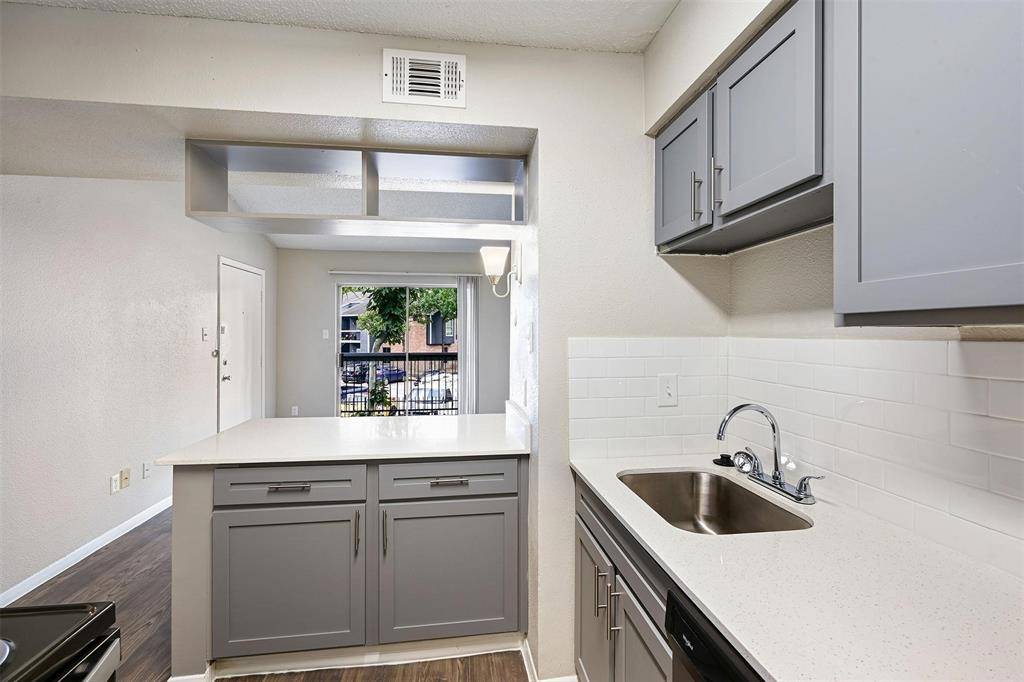 Houston, TX 77090,17710 Red Oak Drive #187