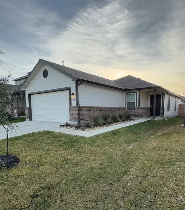 21815 Willow River Canyon Ln, Waller, TX 77484